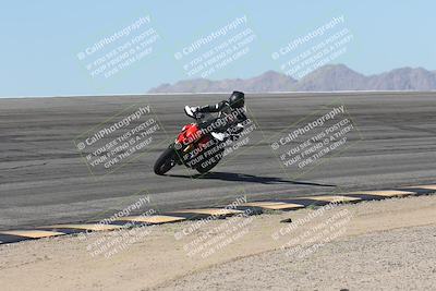 media/Oct-13-2025-Moto Forza (Mon) [[a66d839500]]/4-C Group/Session 2 (Bowl)/